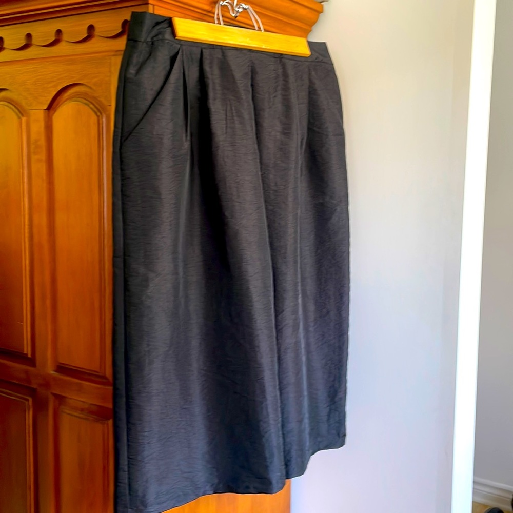 Classic taffeta skirt